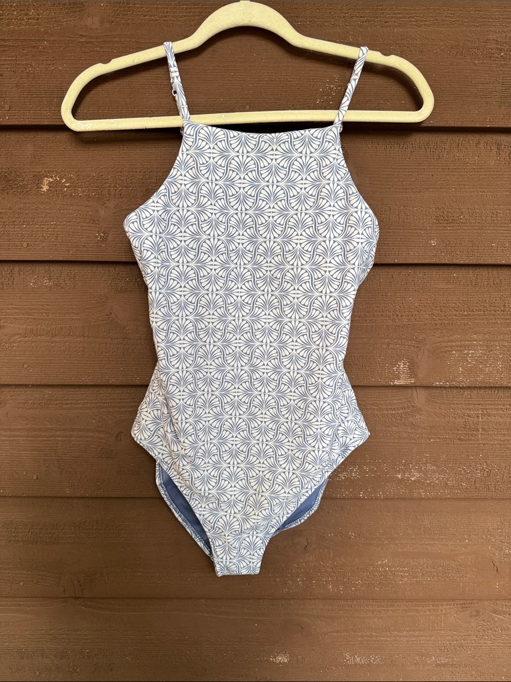 Raisins White and Light Blue Patterned One-Piece Swimsuit size Medium